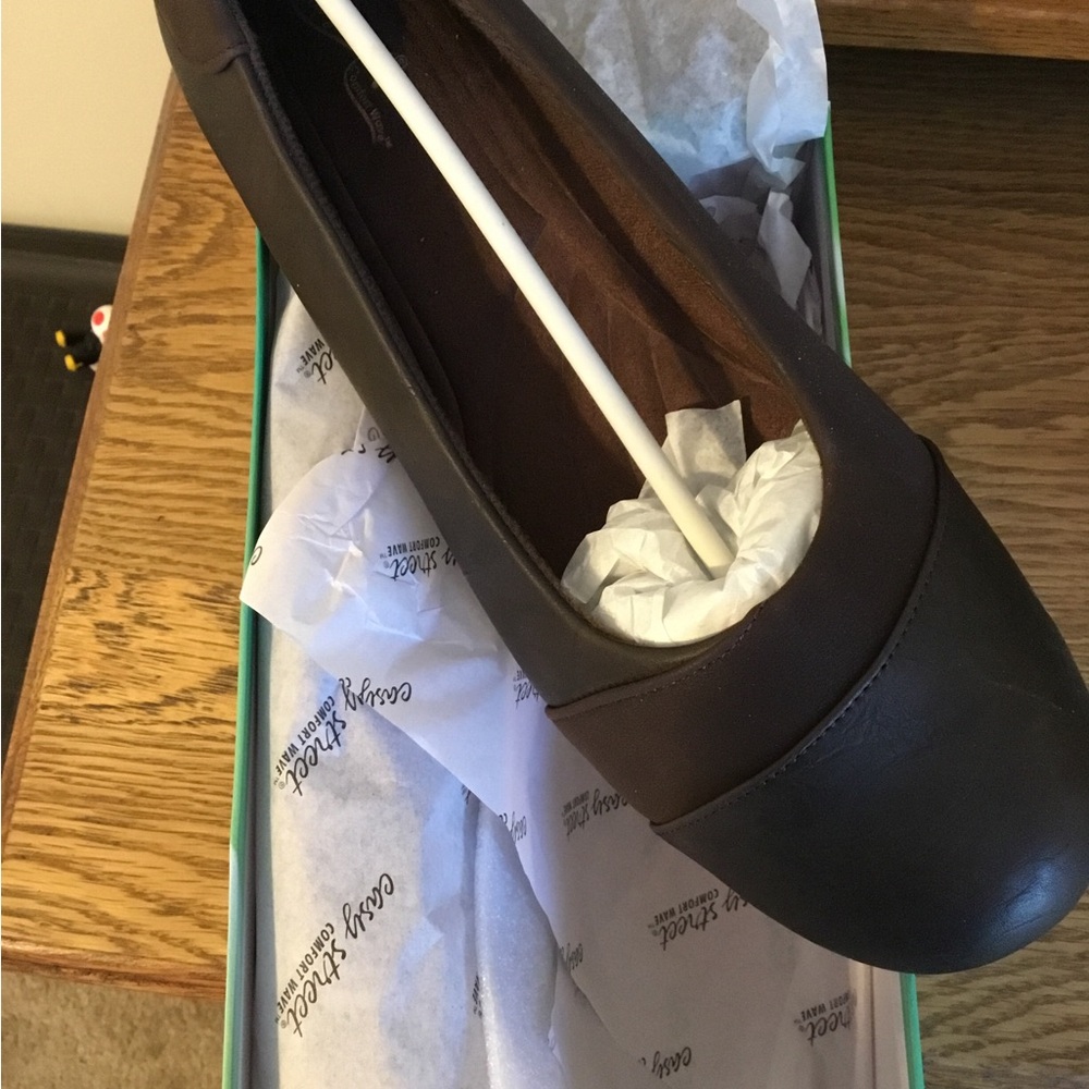 EASY STREET COMFORT WAVE FLATS